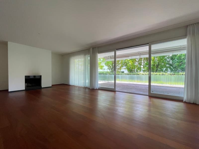Moderne 4½-Zimmer-Gartenwohnung in gehobener Überbauung (2)