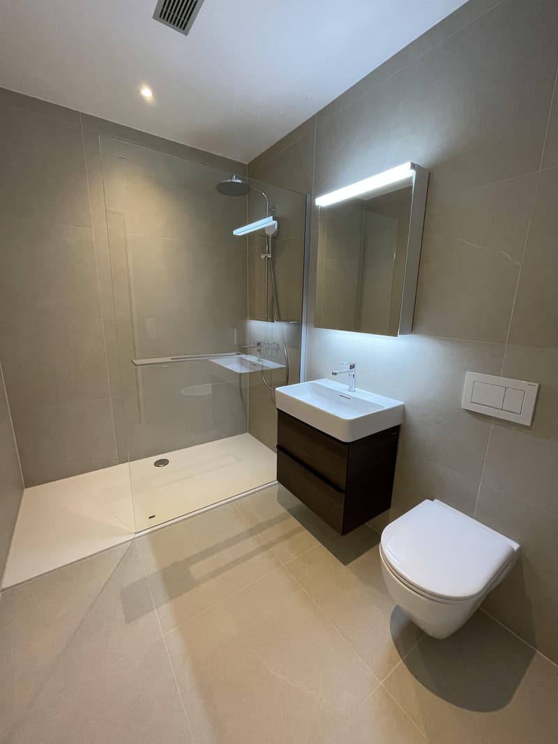 Appartement moderne de 3,5 pièces au rez-de-chaussée à Kloten à louer ! (6)
