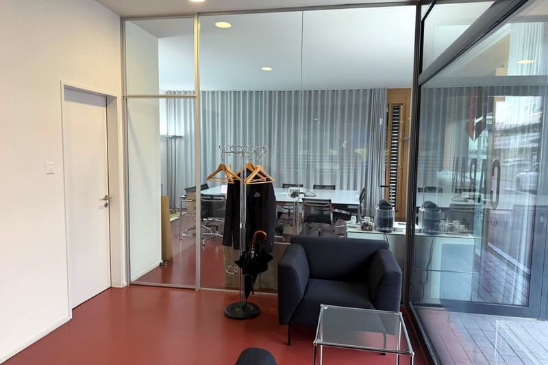 IHRE NEUE FIRMENZENTRALE (4)