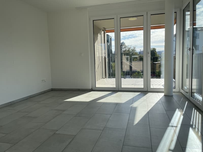 Ihr neues Zuhause in Zürich-Seebach - verfügbar per sofort! (2)