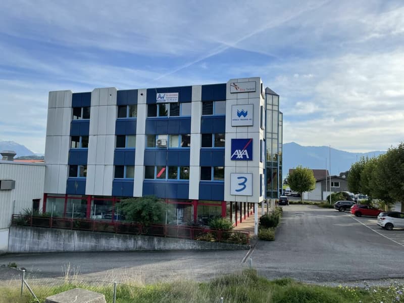 Espaces commerciaux représentatifs dans un excellent emplacement (3)