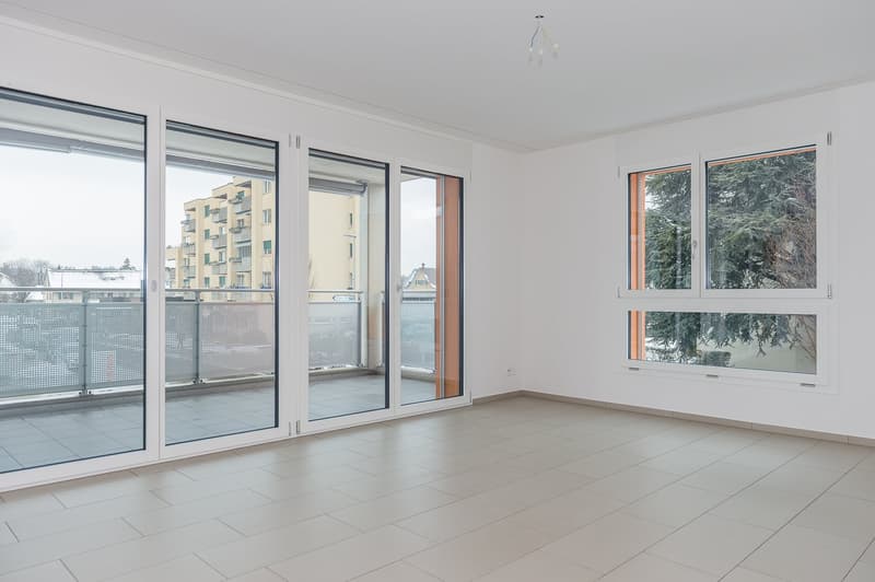 Appartement de haute qualité avec balcon spacieux au cœur de Fehraltorf (9)