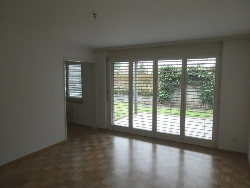 3.5 room apartment with great floor plan and garden seating area (7)