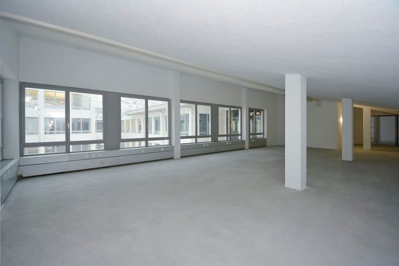 Office space in Atrium Cham (2)
