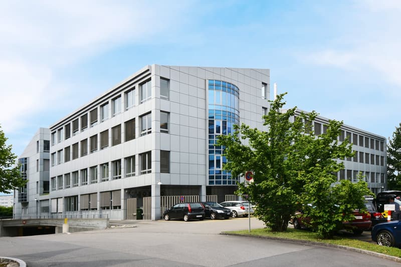 Büro mit Galerie im Atrium Cham (8)