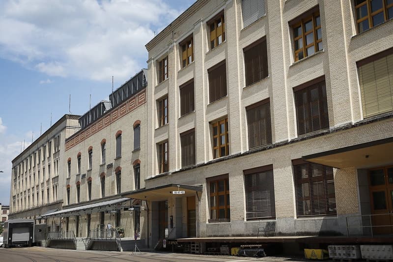 Superficie rappresentativa al piano terra con charme di edificio storico in The Valley (5)