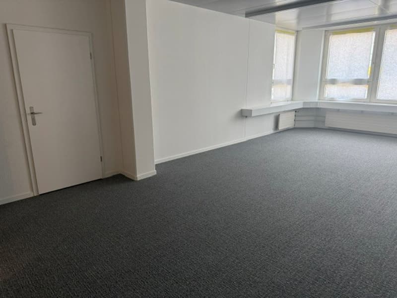 Renovated office space for your office concept (3 rooms) (5)