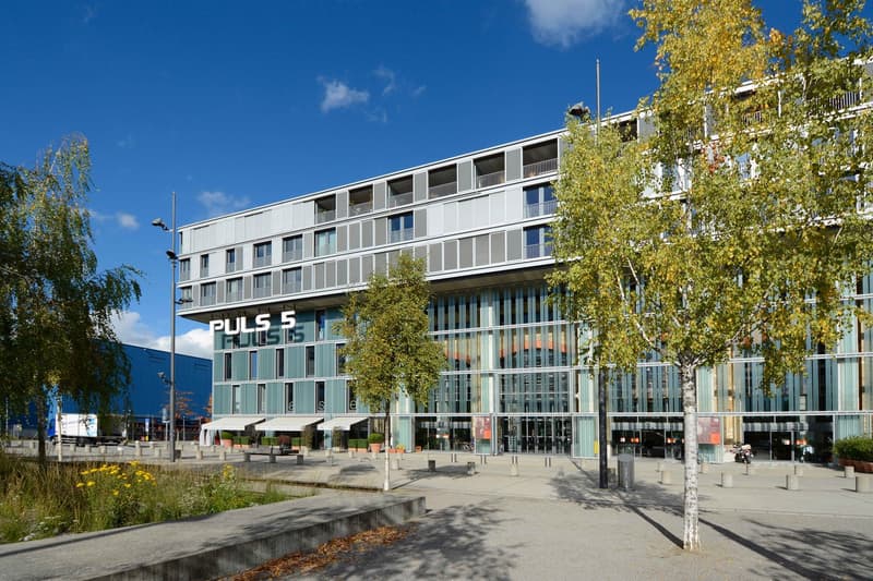 Aussenansicht Turbinenplatz / Puls 5