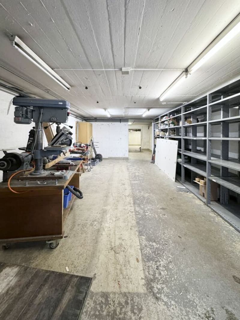 Atelier / Locaux de stockage 26.06 (2)