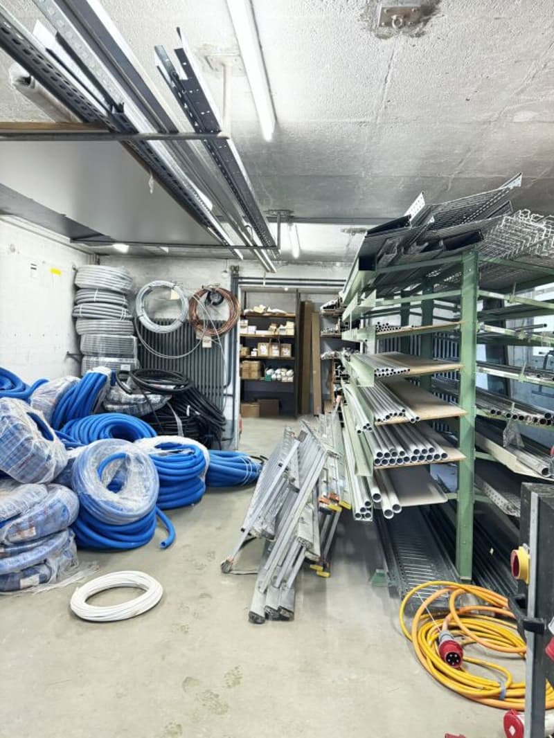 Atelier / Locaux de stockage 26.06 (7)