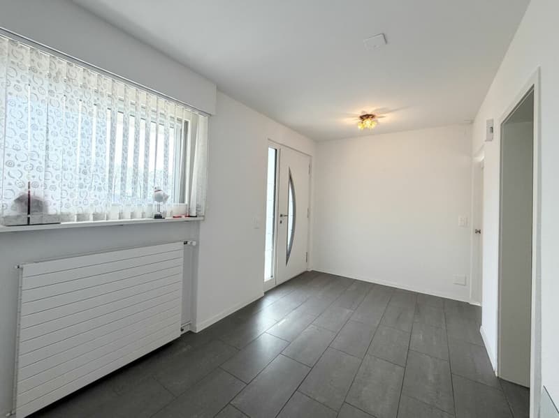 4.5-Zimmer-Terrassenwohnung mit herrlichen Aussenflächen und traumhafter Weitsicht! (6)