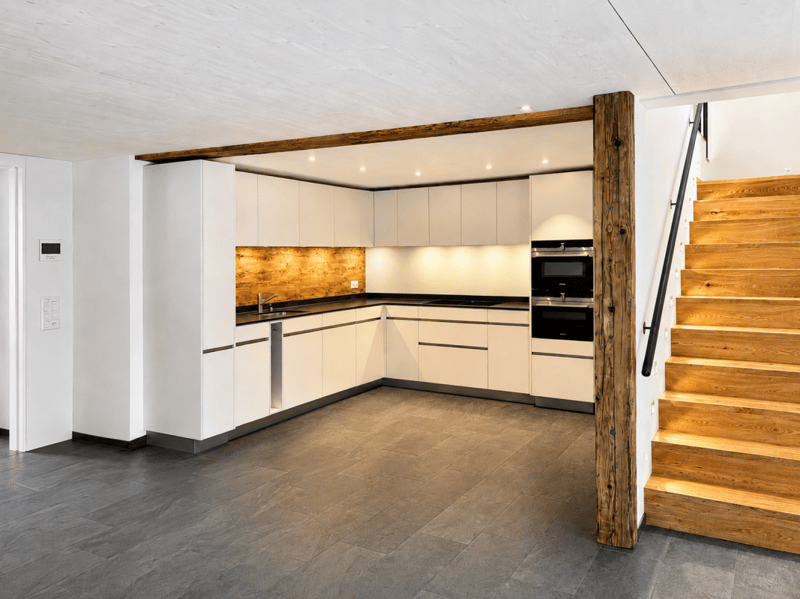 4.5-Zimmer-Wohnung mit Hauscharakter: einzigartiger Charme in unmittelbarer See- und Zentrumsnähe! (3)