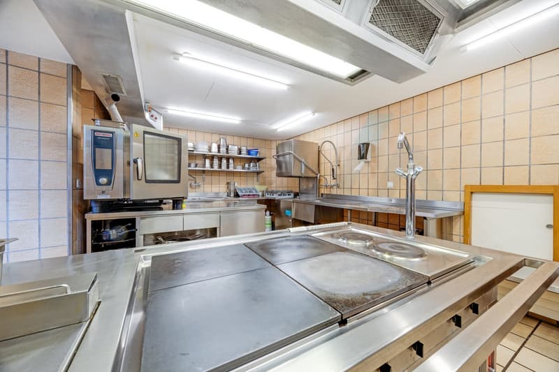 Grosszügige Gastronomieliegenschaft mit Terrasse, Eventsaal und Gästezimmer (14)