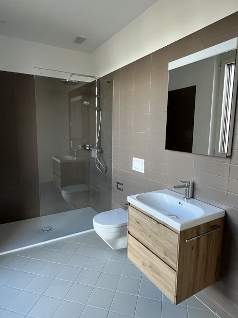 Badezimmer b. Schlafzimmer