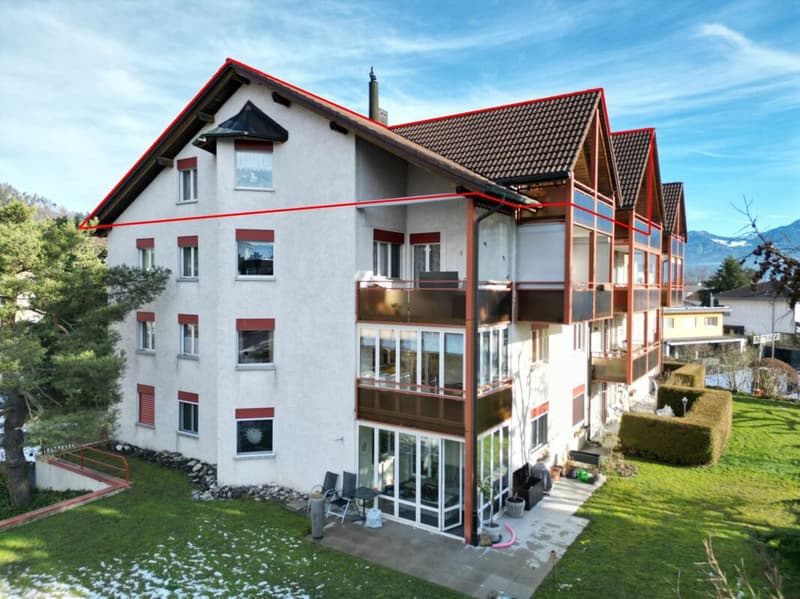 5.5 Room Attic Apartment in Attractive Location (2)