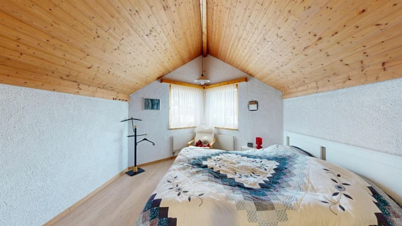 5.5 Room Attic Apartment in Attractive Location (10)