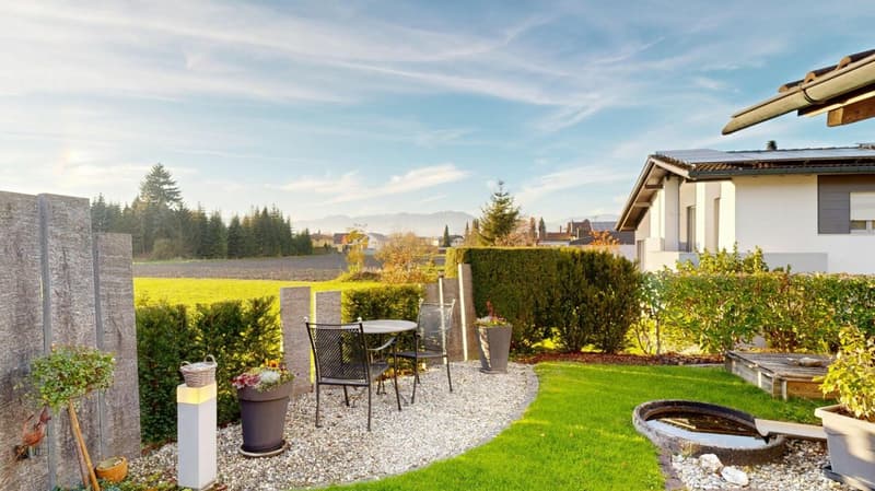 Maison de famille rêveuse avec jardin bien entretenu (5)