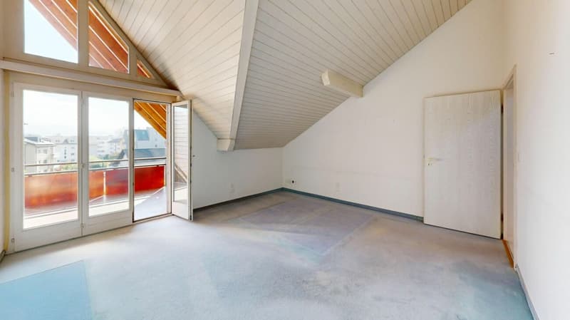 Attractive 5.5 room attic apartment with a far-reaching view (9)
