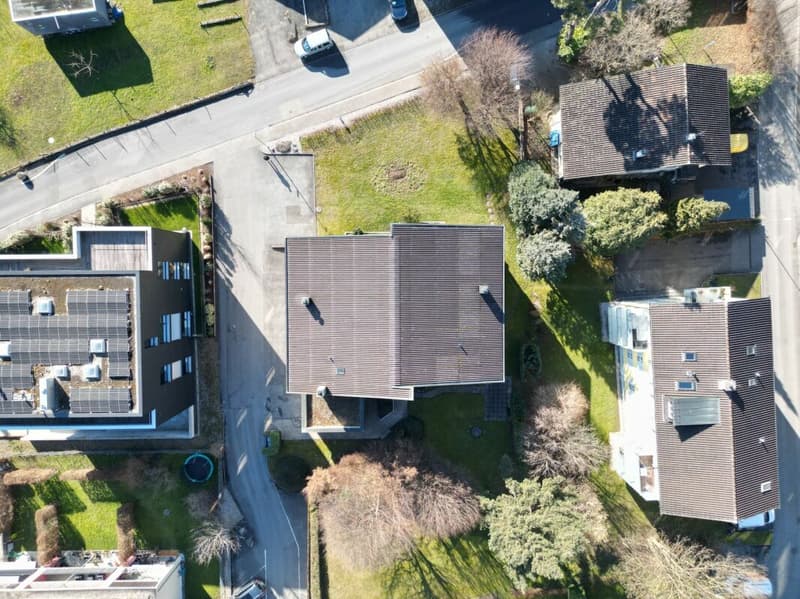 Attractive 4.5 room attic apartment in a quiet residential area (15)