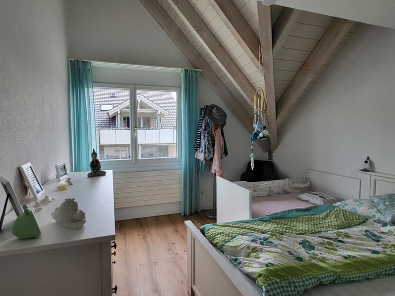 Appartement-maisonnette de 4,5 pièces inondé de lumière (9)