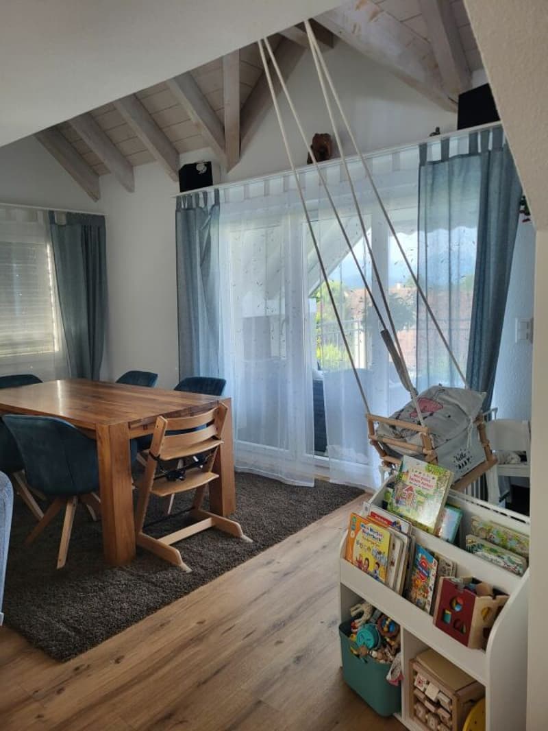 Appartement-maisonnette de 4,5 pièces inondé de lumière (7)