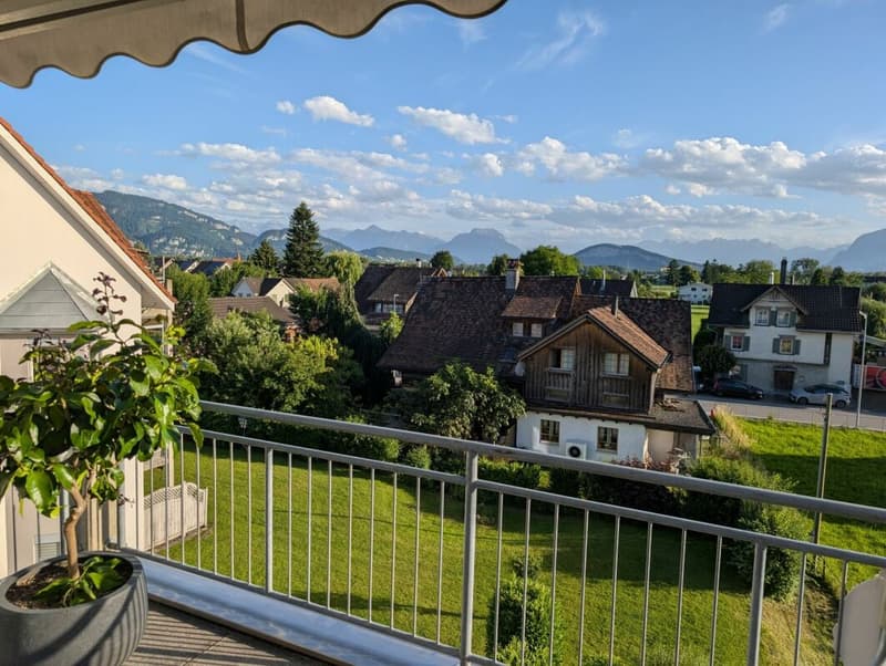 Appartement-maisonnette de 4,5 pièces inondé de lumière (17)