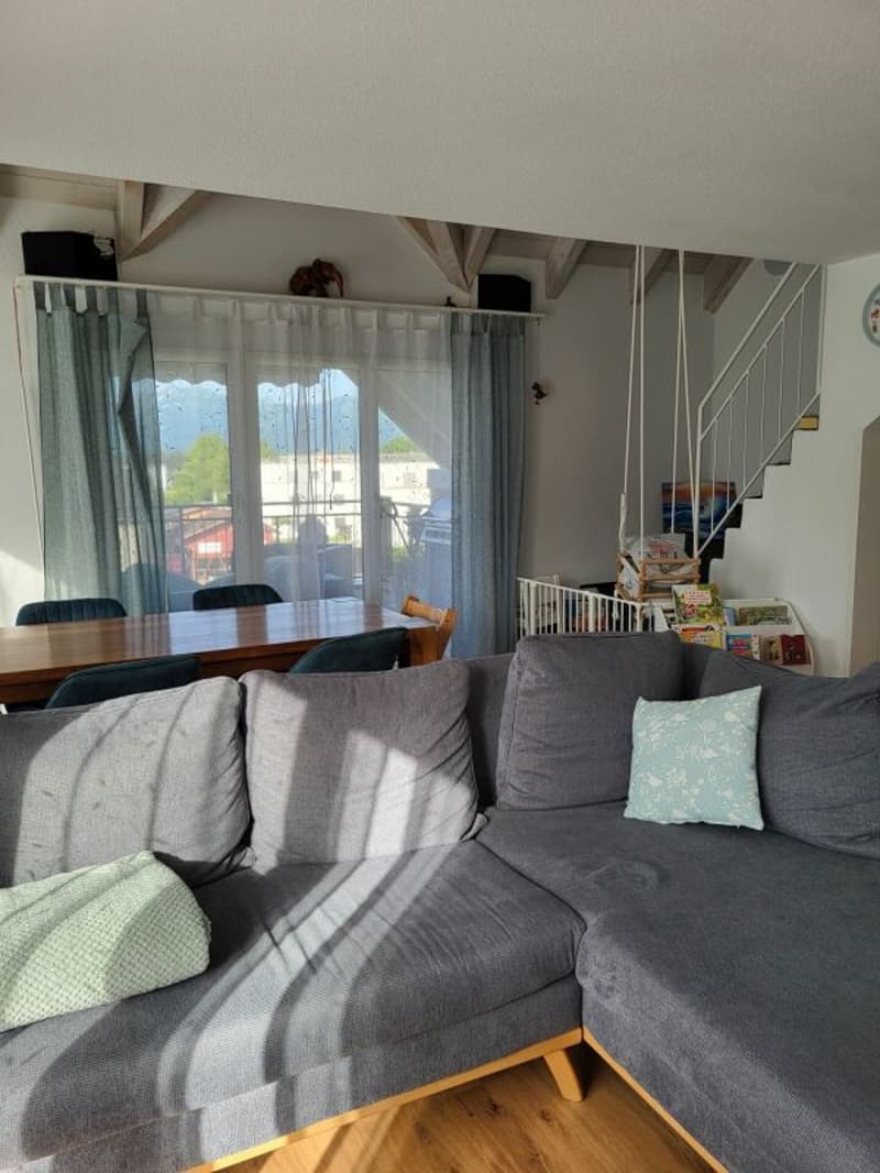 Appartement-maisonnette de 4,5 pièces inondé de lumière (6)
