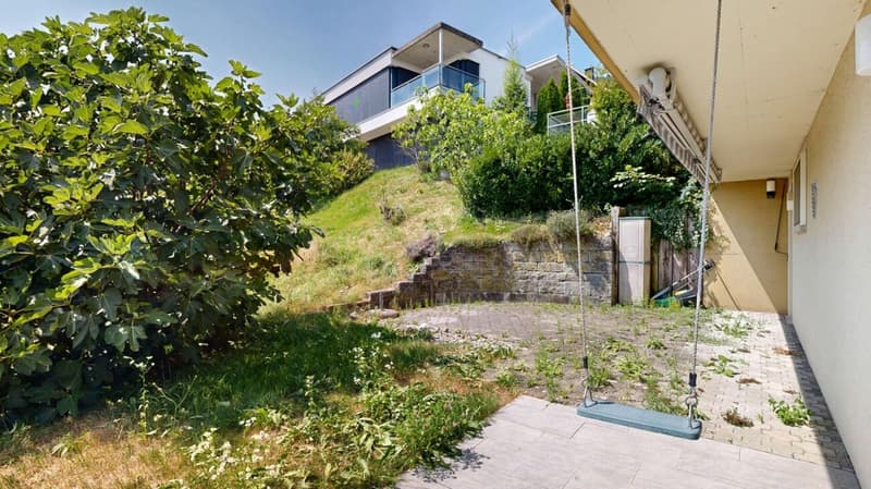 4.5-Zimmer-Parterrewohnung mit herrlicher Aussicht (14)