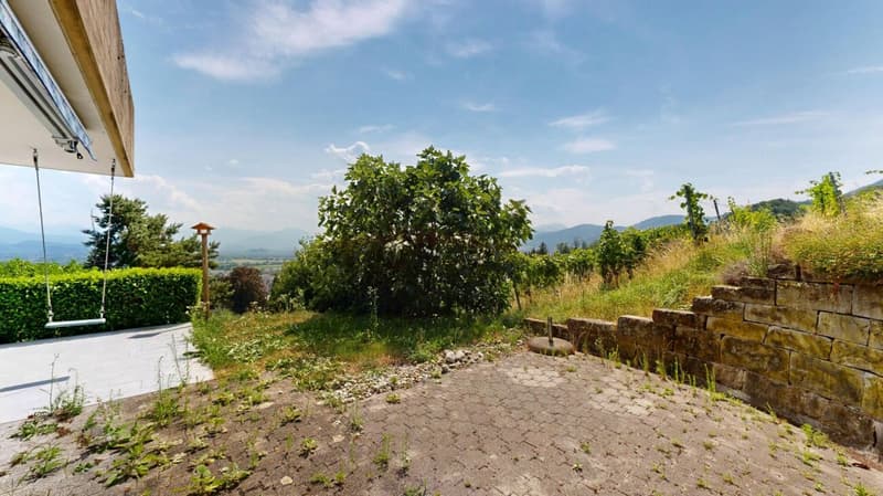 4.5-Zimmer-Parterrewohnung mit herrlicher Aussicht (15)