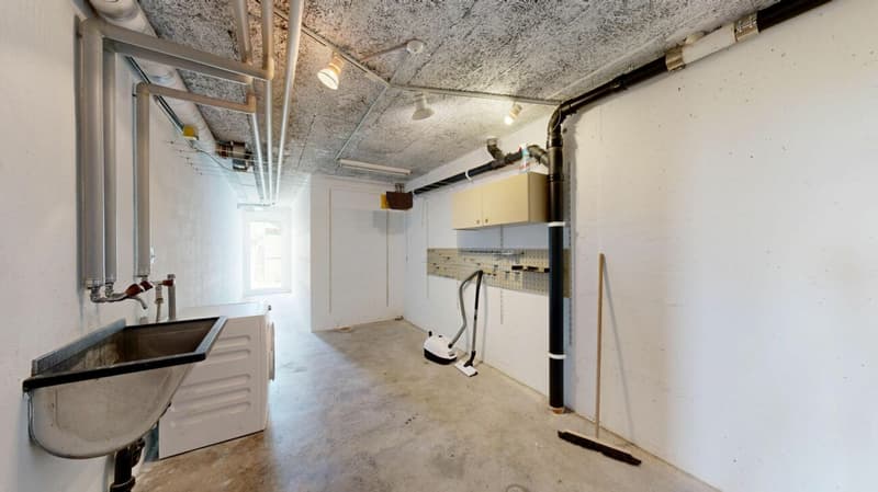 4.5-Zimmer-Parterrewohnung mit herrlicher Aussicht (13)