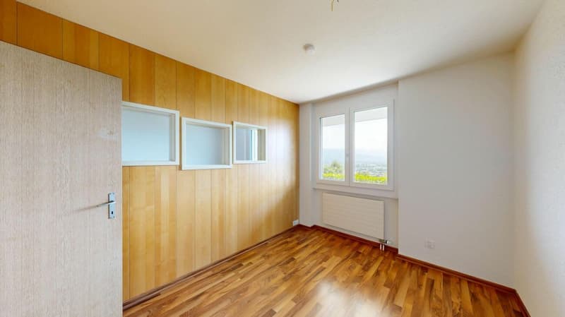 4.5-Zimmer-Parterrewohnung mit herrlicher Aussicht (10)