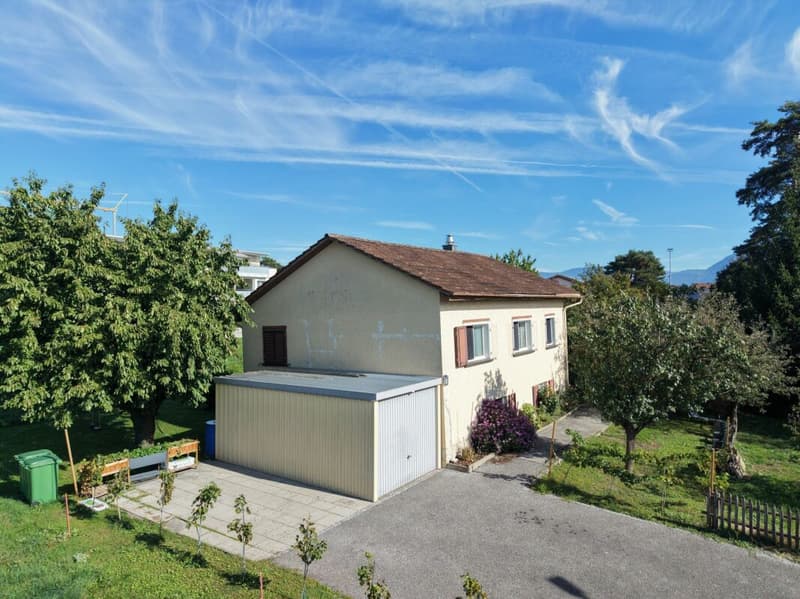 3.5 Zimmer Einfamilienhaus mit privatem Gartenbereich (2)