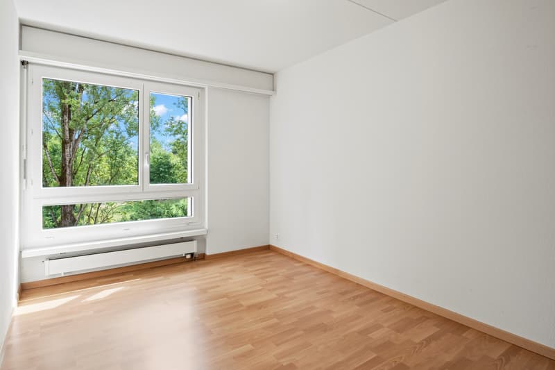 3.5-Zimmerwohnung mit Balkon und Weitsicht in Schlieren (6)