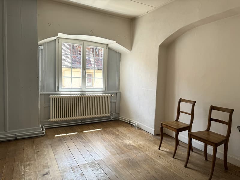 Historic 7.5-room townhouse in Neunkirch with many uses (3)