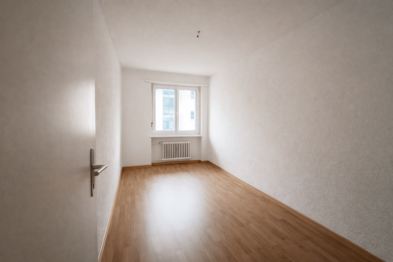 Appartamento di 4 locali in posizione tranquilla con vista sul verde (7)
