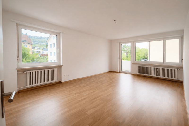 Appartamento di 4 locali in posizione tranquilla con vista sul verde (4)