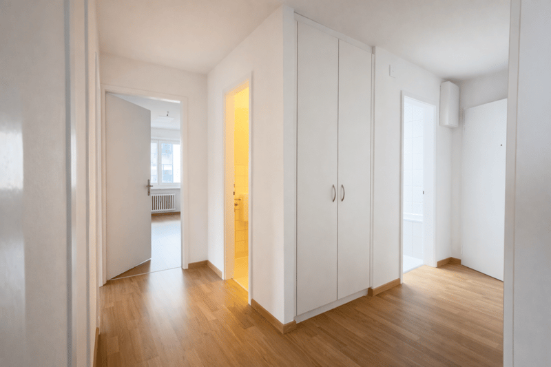 Appartamento di 4 locali in posizione tranquilla con vista sul verde (2)