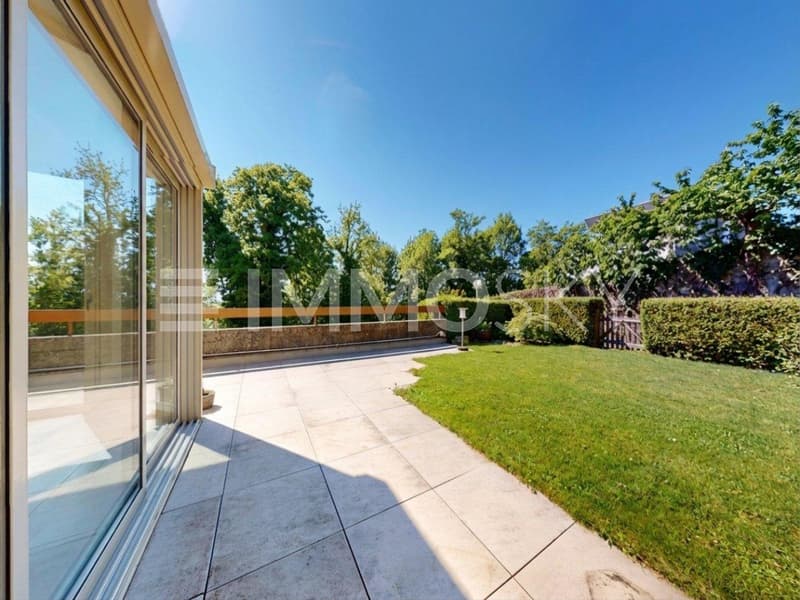 Superbe terrasse et jardin privé