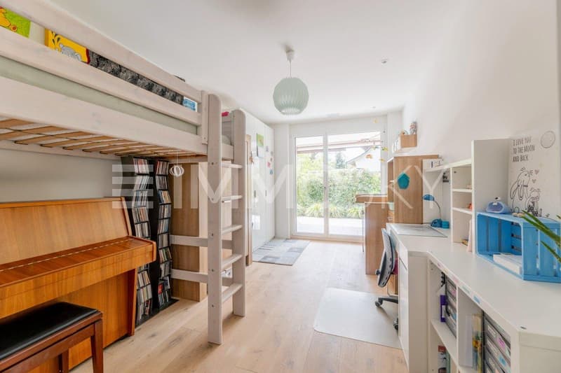 Kinderzimmer mit viel Platz