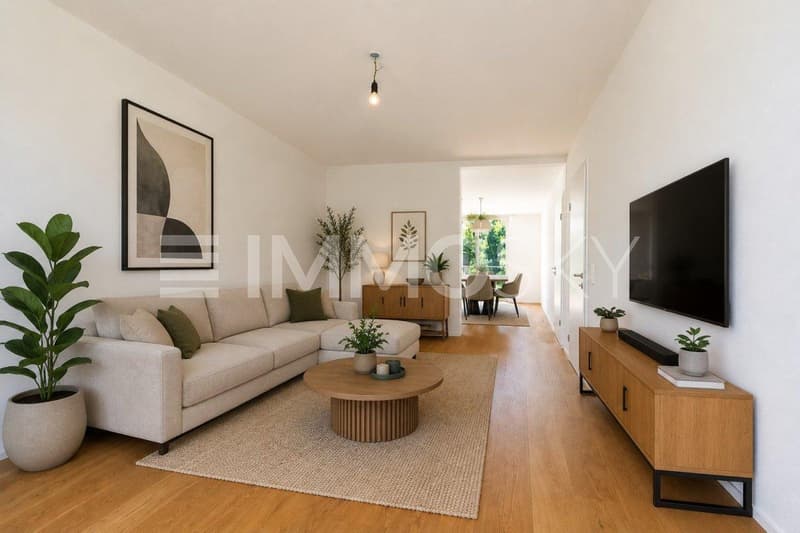 Lichtdurchflutetes und offenes Wohnzimmer