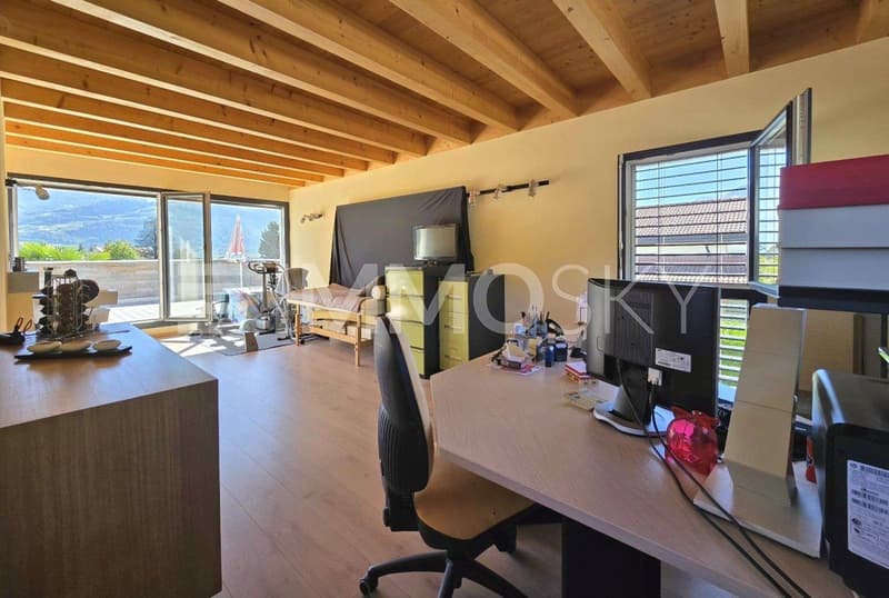 Spacieux bureau