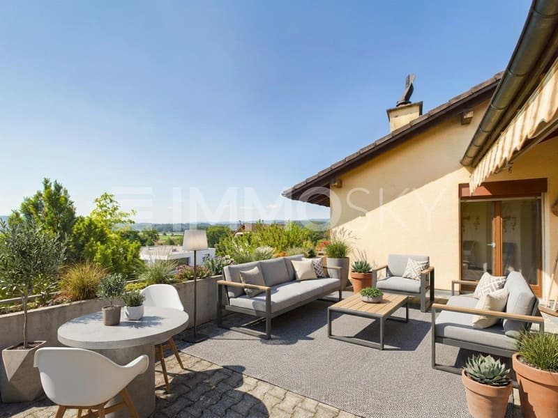 Herrlich entspannen auf der schönen Terrasse