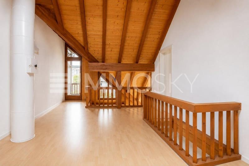 Galeriezimmer mit viel Platz