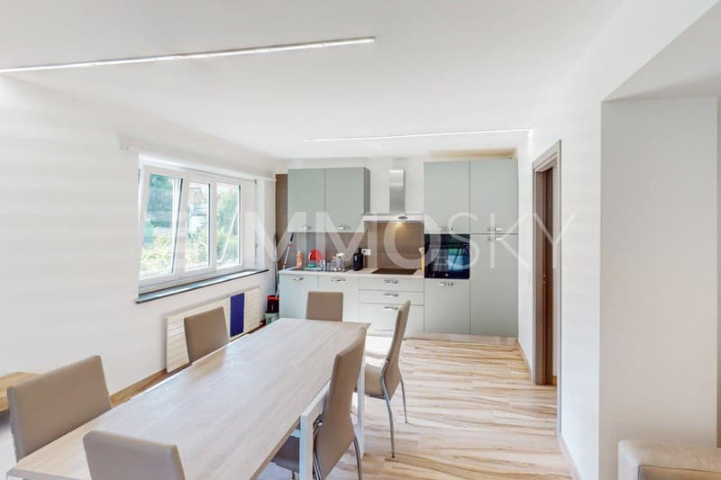 Cucina moderna e luminosa