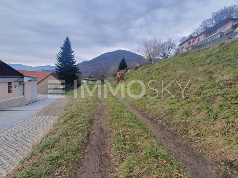 Ampia parcella di terreno edificabile