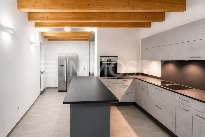 Comoda e funzionale cucina