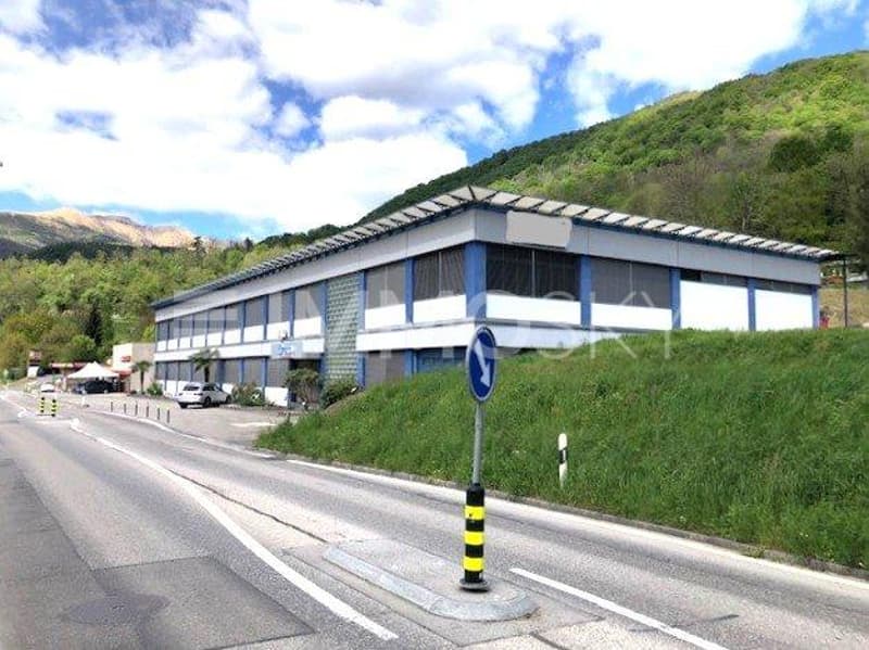 Facciata lato strada