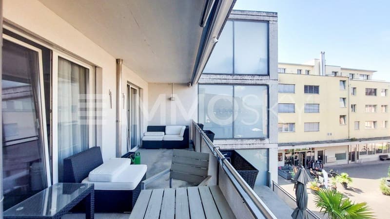 Gemütlicher Balkon im 2. Stock