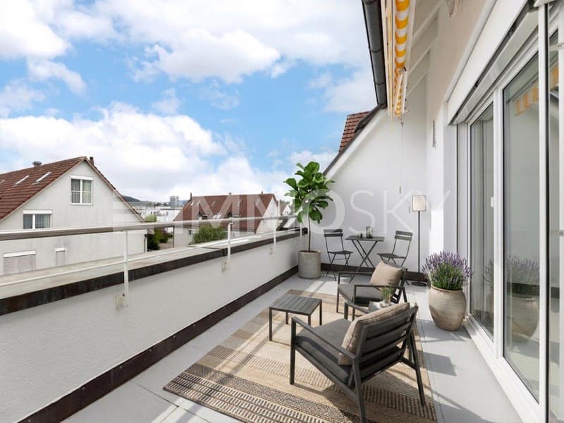 Attika 1: Balkon mit wunderschöner Weitsicht