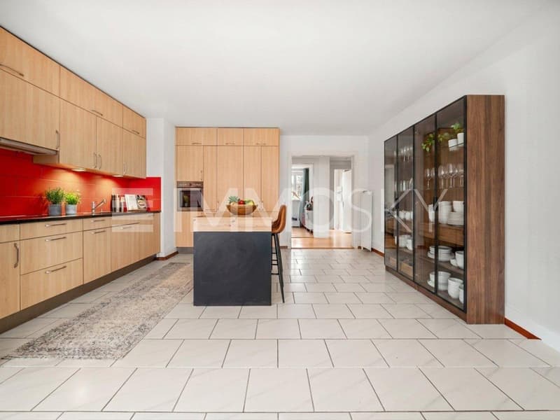 Bel espace cuisine ouvert